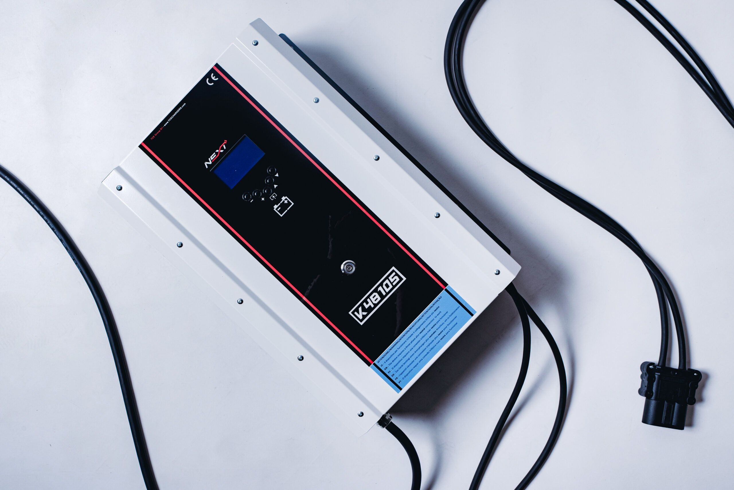 Industrial Batteries: Differences Between Lead-Acid, Lithium, and Gel. Choose the K-NEXT Charger for Every Technology